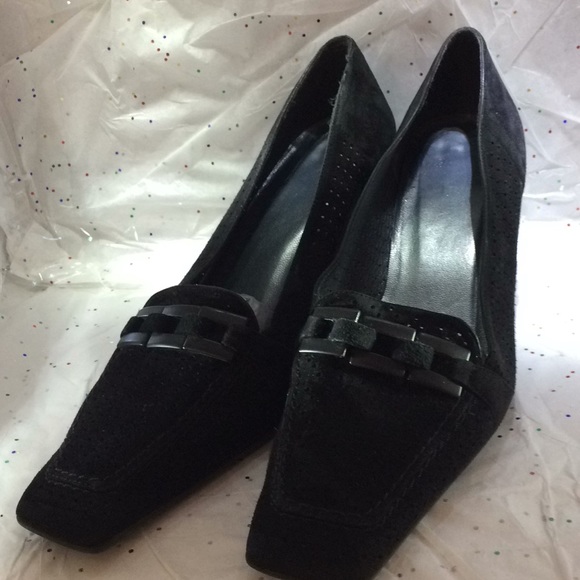 Stewart Wiseman black suede pumps 91/2” - Picture 2 of 8